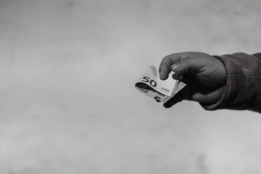 Euro banknotları. Enflasyon, harcamalar ve gelir. EURO para biriminde finans ve tasarruflar