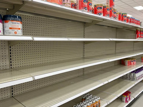 Empty Shelves Target Store Suburban Chicago Show How Widespread Baby — Foto Stock
