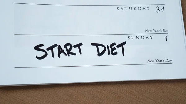 年历提醒市民 从一月一日起开始节食 作为新年的决心 — 图库照片