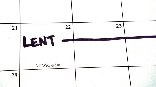 2023 calendar reminder that Ash Wednesday is the start of Lent