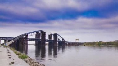 Köprü. hızlandırılmış