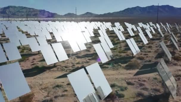 Technologies de développement des énergies renouvelables et propres, Panneaux solaires aériens USA — Video