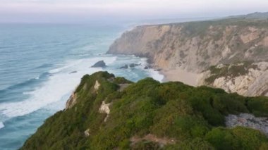 Avrupa kıtasının en batı ucu Atlantik Okyanusu ile yıkandı.