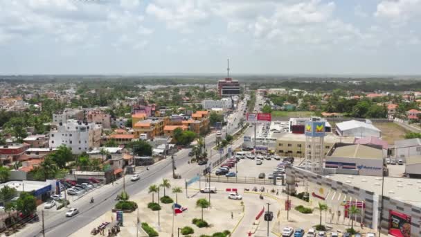 Vista aérea de la animada y cultural ciudad colonial — Vídeo de stock