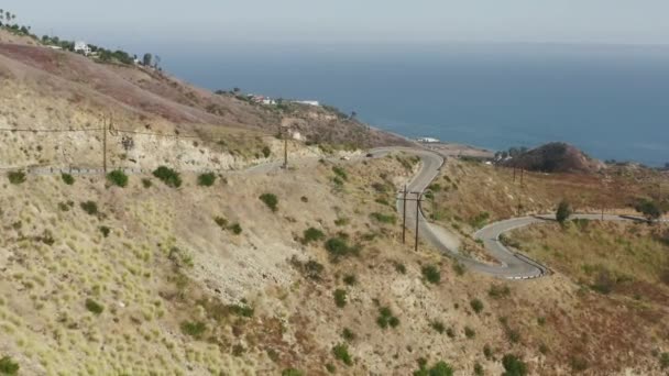 Швидкі швидкісні автоперегони в Лос-Анджелесі, Каліфорнія 4K повітряні спортивні змагання — стокове відео