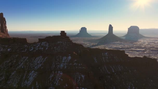 Wild nature landscape, Dramatic Monument Valley desert landscape, Drone footage — ストック動画