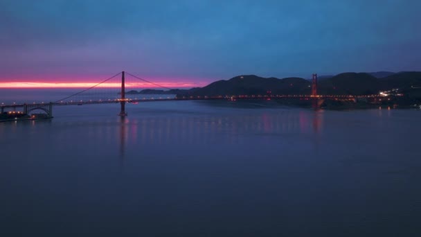 Baie de San Francisco, État de Californie, Côte Ouest des États-Unis, paysage panoramique aérien 4K — Video