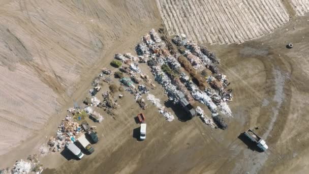 Impacto ambiental de la basura en la comunidad circundante — Vídeo de stock