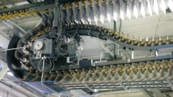 Technologická výroba s kontrolou kvality v tiskárně — Stock video
