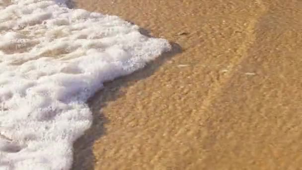 Кінематичний Повільний Рух Малих Морських Хвиль Знятих Камеру Red Яка — стокове відео