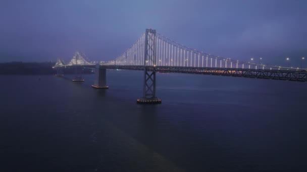Vista Aérea Del Puente Bahía Night California Usa Puente Colgante — Vídeo de stock