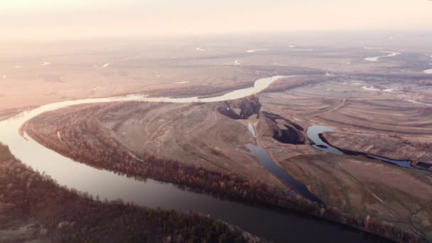 Kiev Oekraïne Kronkelende Rivier Met Zonsondergang Achtergrond Uitzicht Vanuit Lucht — Stockvideo