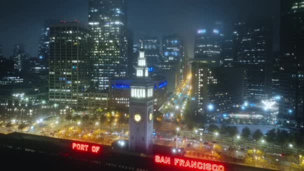 Close Illuminato Notte Ferry Building Tower Edifici Aerei Grattacielo Embarcadero — Video Stock