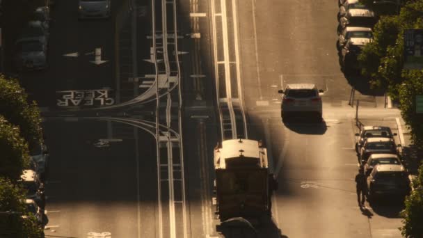 San Francisco Tram Shot City Street Vehicle Roads Sunset Commuter — Video