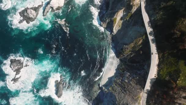 Aerial View Car Driving Cinematic Rocky Ocean Coast Beautiful Mountain — стоковое видео