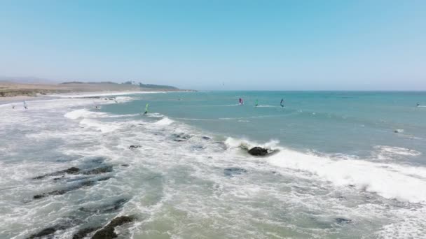 Jul 2022 California Usa Drone View Sportsmen Enjoying Ocean Sport — Αρχείο Βίντεο