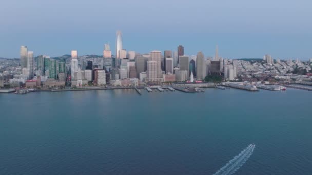 Повітряні Кадри Центрального Ділового Району Сан Франциско Скупчення Висотних Веж — стокове відео