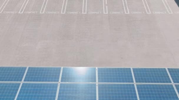 Aerial View Red Car Parking Solar Panels Electric Zero Pollution — Wideo stockowe