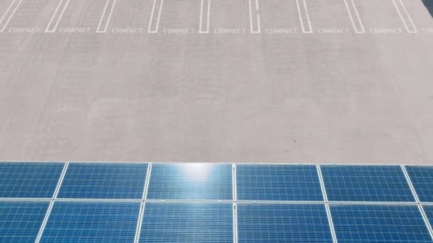 Aerial View Red Car Parking Solar Panels Electric Zero Pollution — Vídeos de Stock