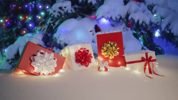 Varázslatos Arany Merry Christmas Másolatot Defocus Háttér Havas Karácsonyfa Ágak — Stock videók