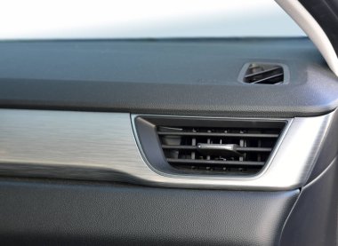 Lüks bir yolcu vagonunda havalandırma deliği