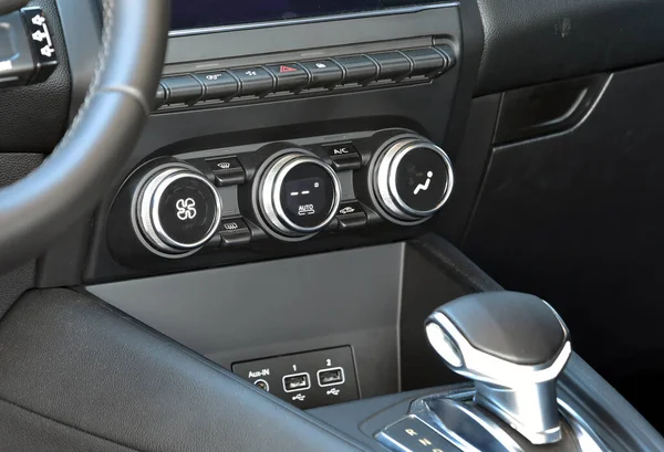 Handmatig Schakelt Airconditioning Het Dashboard Van Auto — Stockfoto