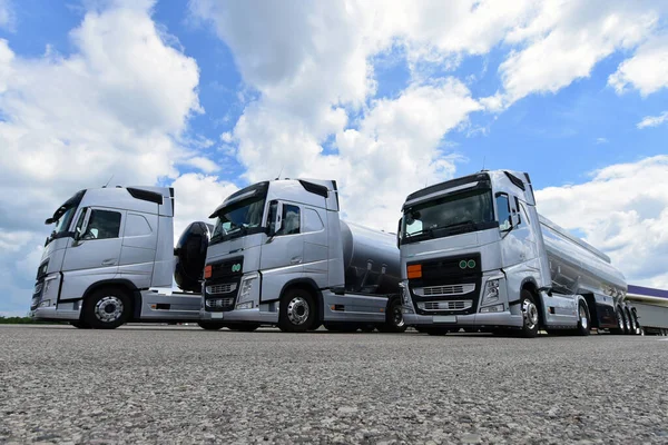 Three Fuel Tank Trucks Parking Lot — Fotografia de Stock