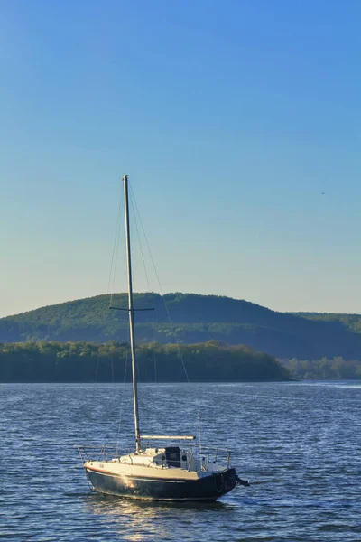 Ruhiger See Abashiri Abend Schwimmen Yachten Der Wunderschönen Natur — Stockfoto