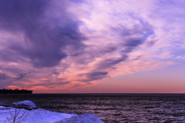 Pembe Kış günbatımı — Stok fotoğraf