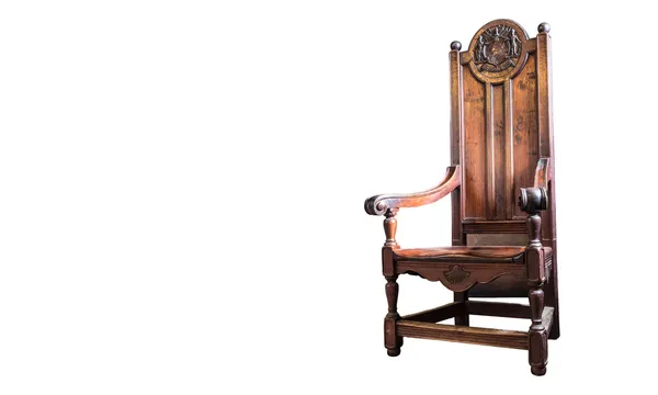 Antiker Stuhl auf weiß — Stockfoto