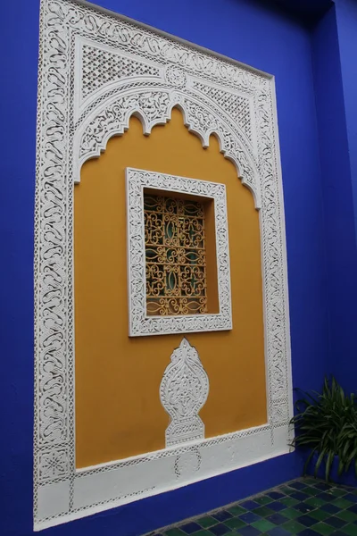 Rich decorated moroccan window — Stock Photo, Image