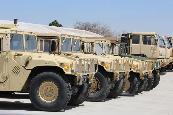 Pojazdy wojskowe — Zdjęcie stockowe