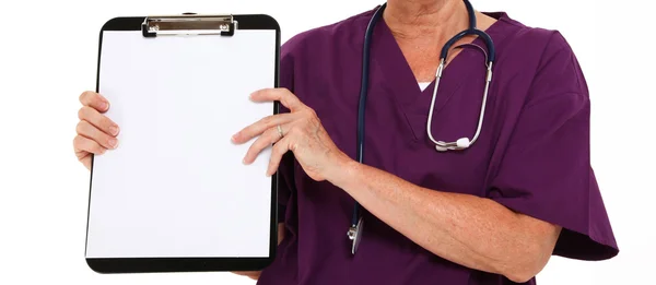 Médico Segurando Clipboard — Fotografia de Stock