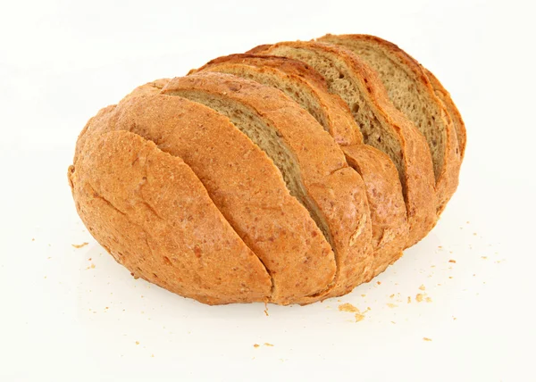 Вид збоку на нарізаний хліб — стокове фото