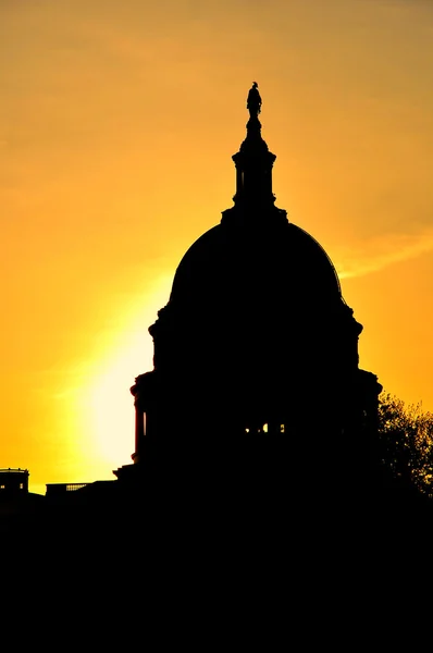 Capitolio de los Estados Unidos al amanecer, EE.UU. — Foto de Stock