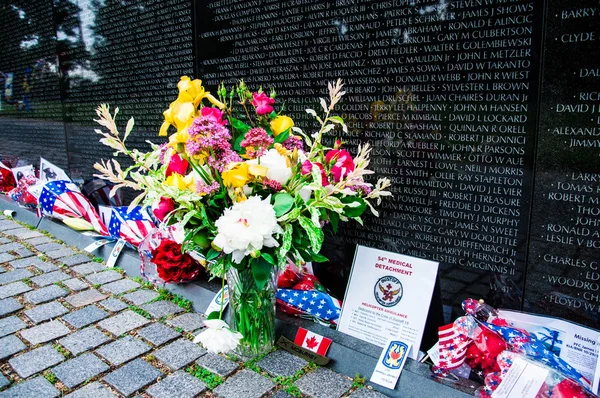 Vietnam Veterans Memorial on Memorial Day, USA — Stock Photo, Image