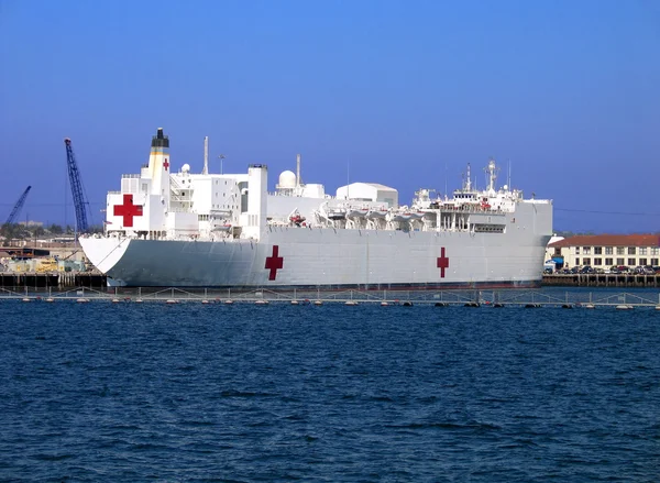 White naval hospital ship — Stock Photo, Image