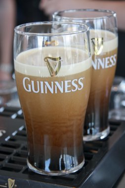 iki büyük bira guinness brewery görev yaptı.