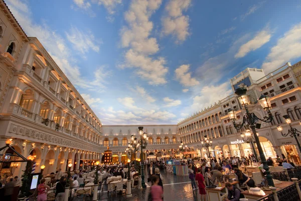 Replika Piazza San Marco na drugim piętrze wewnątrz Venetian Resort Hotel idealna Casino w Las Vegas — Zdjęcie stockowe