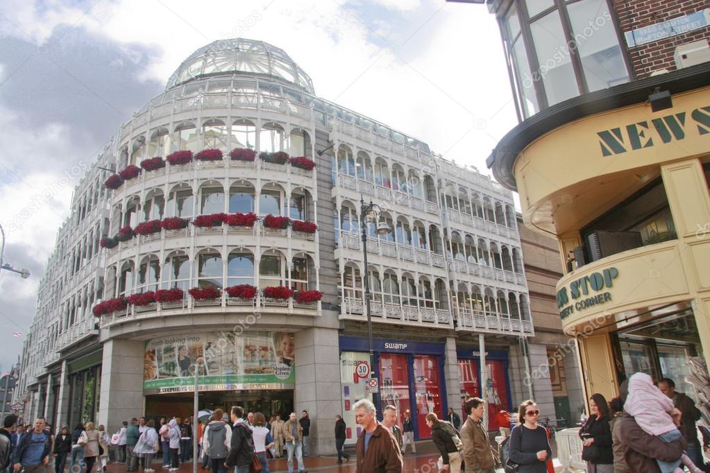 Stephen Green Shopping Centre, centrally located in the heart of the most prestigious shopping area of Dublin City