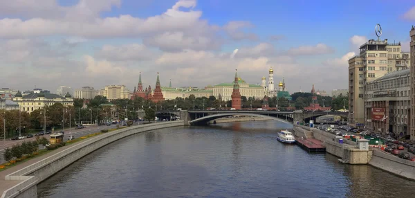 MOSCOW, RÚSSIA - SEEPTEMBRO 13, 2011: Vista panorâmica pouco antes Fotografias De Stock Royalty-Free