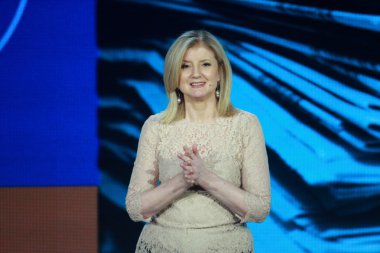 huffington post Medya Grup Başkanı arianna huffington georgia Kongre Merkezi'nde microsoft yakınsama toplantısında konuşma yapan