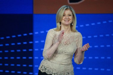 huffington post Medya Grup Başkanı arianna huffington georgia Kongre Merkezi'nde microsoft yakınsama toplantısında konuşma yapan
