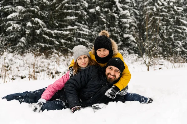 Happy Family Have Fun Winter Forest Looking Camera Mother Father — Zdjęcie stockowe