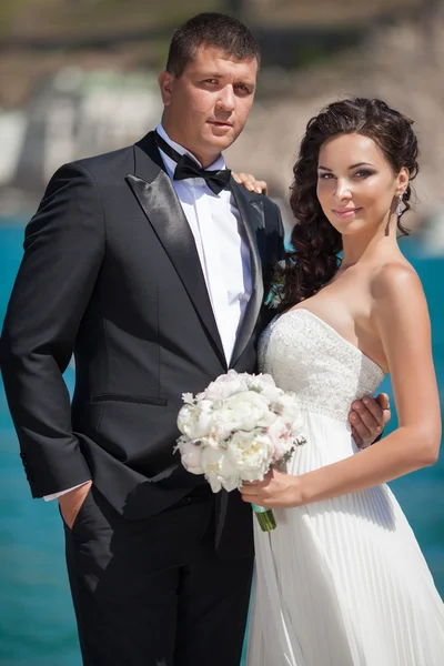 Novia y novio en el día de la boda —  Fotos de Stock