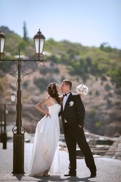 Noiva e noivo no dia do casamento — Fotografia de Stock