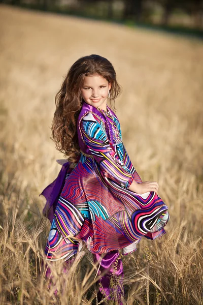 Llittle girl dancing — Stock Photo, Image