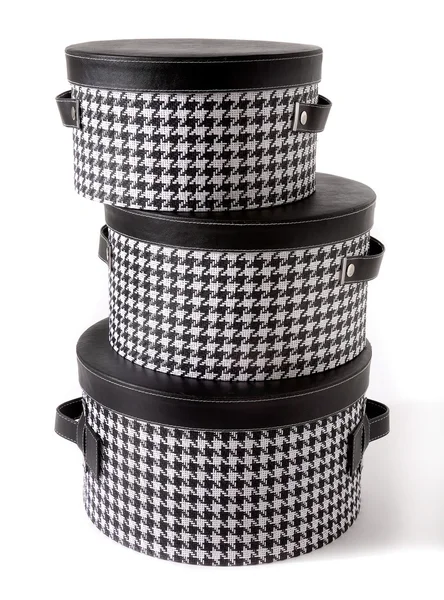 Houndstooth check och svart läder bandboxes — Stockfoto