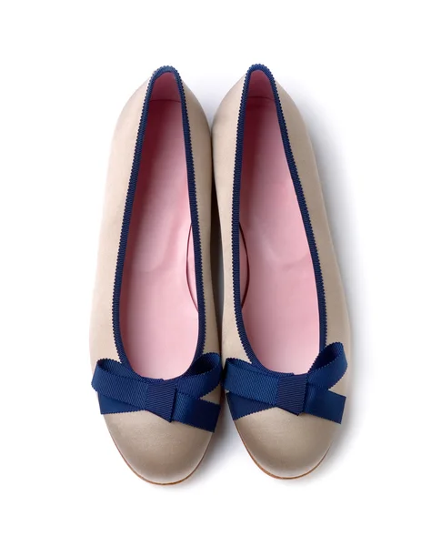 Blue bow pearl grey ballerinas — Stock Photo, Image