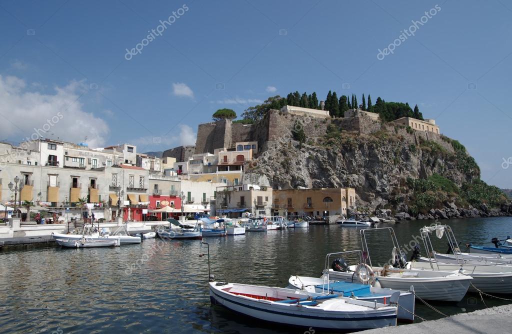 イタリア リーパリ エオリア諸島 シチリア島の島 ストック写真 C Iriselmo